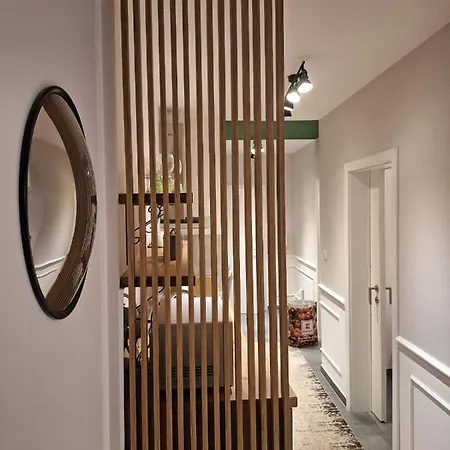 Apartment Azimut