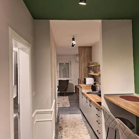 Azimut Apartment
