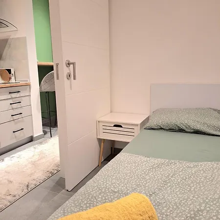 Apartment Azimut
